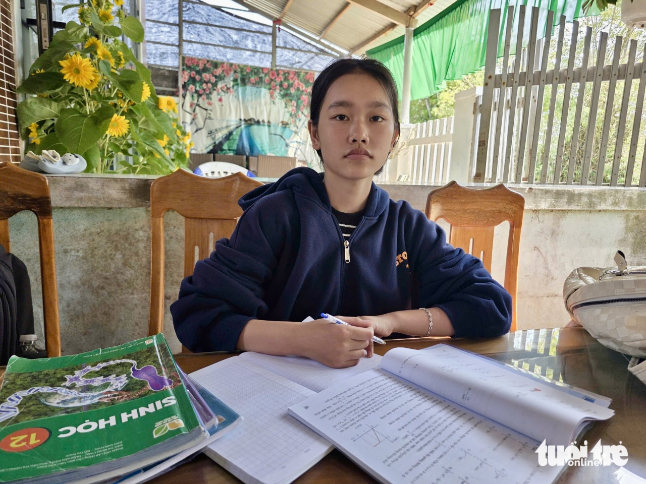 Ước nguyện trước thềm xuân của nữ sinh mất cả cha lẫn mẹ - Ảnh 1.