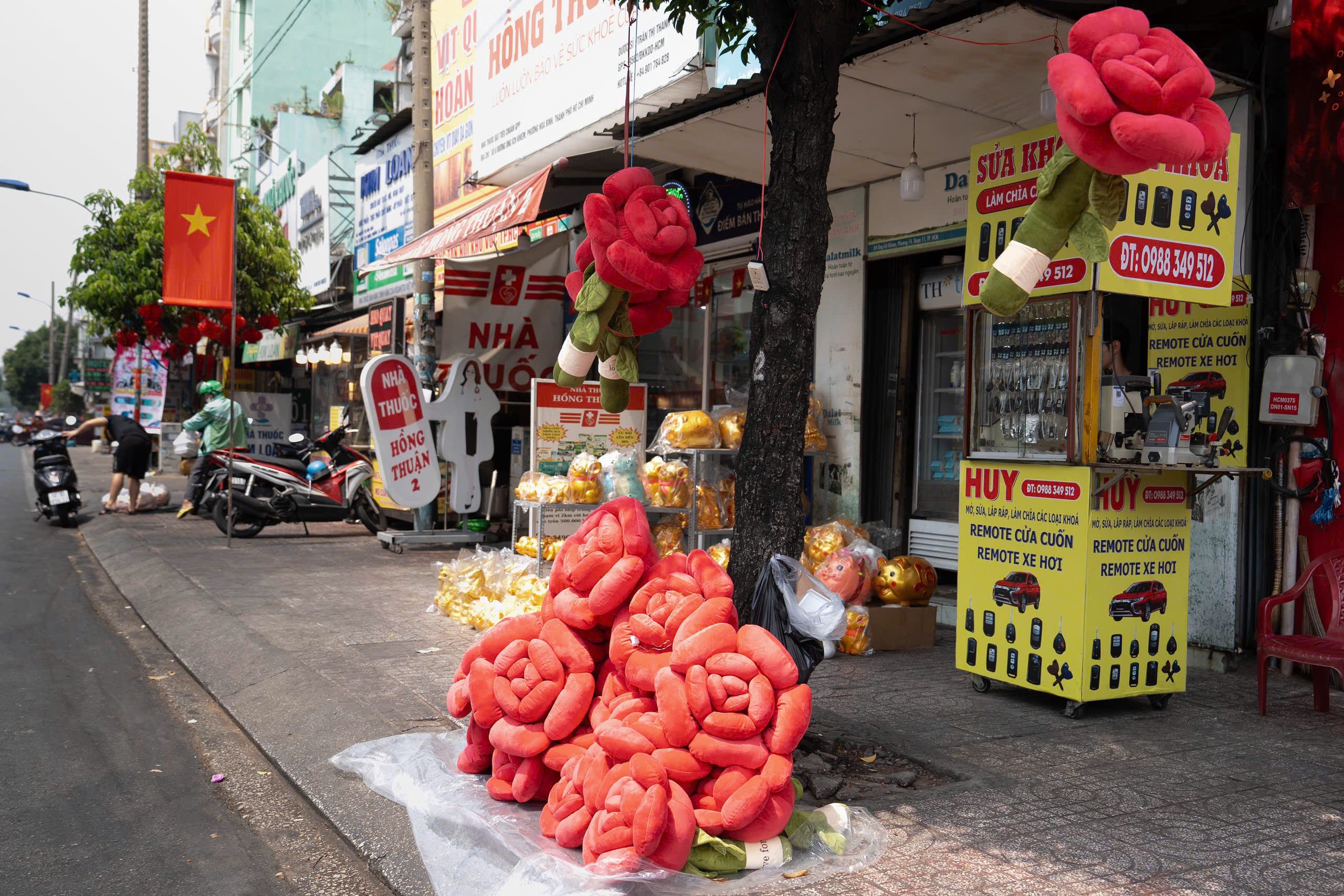 Valentine - Ảnh 1.