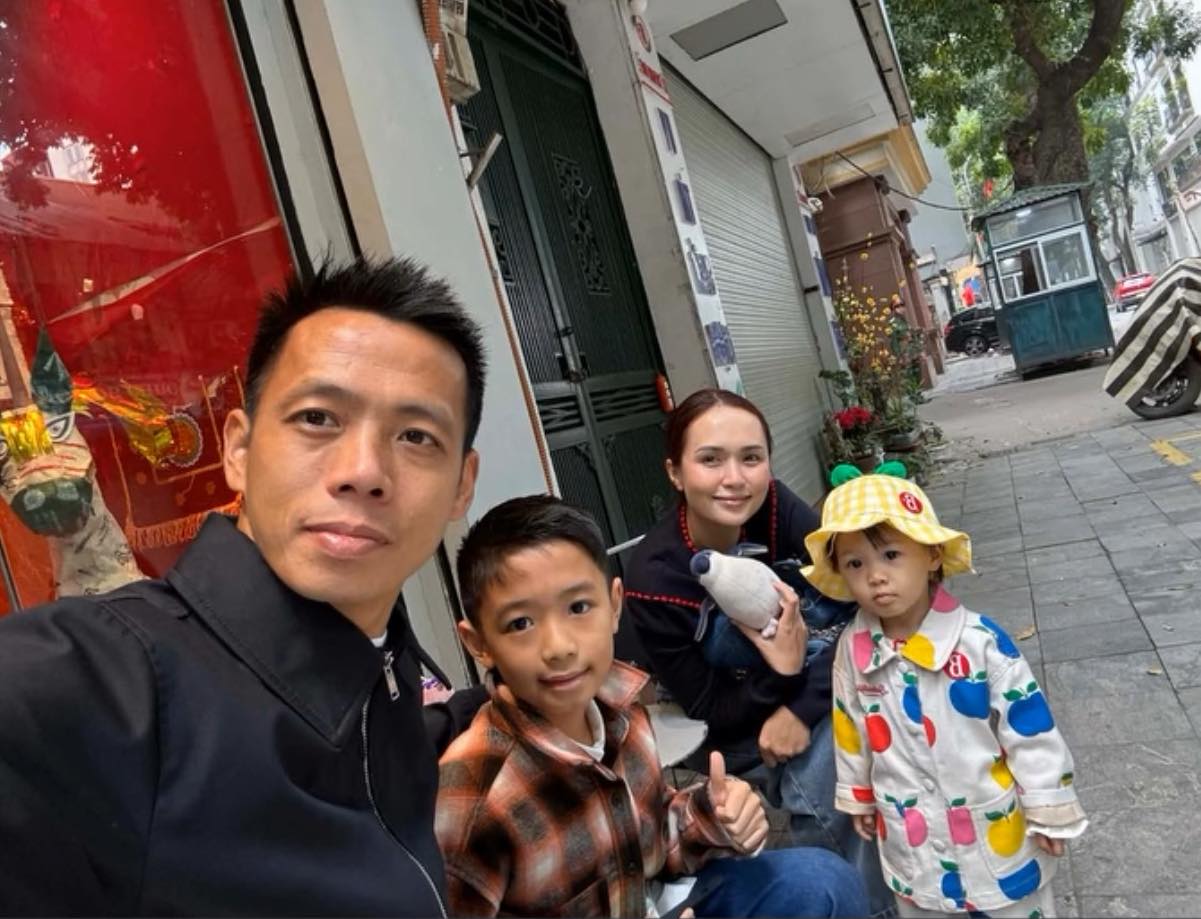 Văn Quyết với cái Tết cực dị bên vợ là ái nữ cựu chủ tịch CLB Sài Gòn- Ảnh 1.