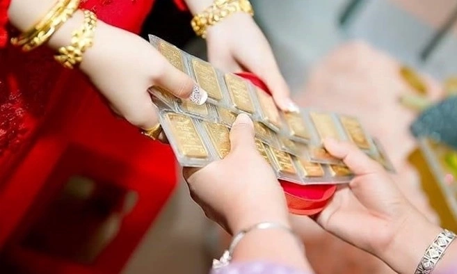 Vàng cưới được chia thế nào sau ly hôn? 1 Vang cuoi duoc chia the nao sau ly hon.webp