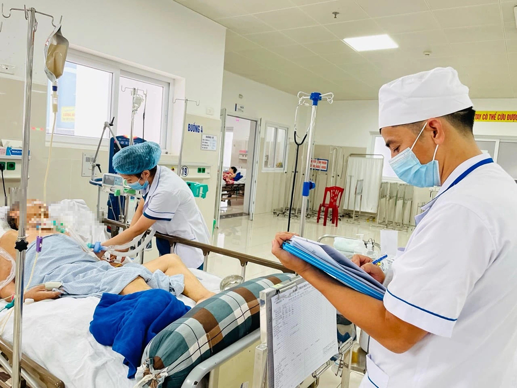 Về nhà cho kịp tết: Ca trực đêm 30 - Ảnh 1.