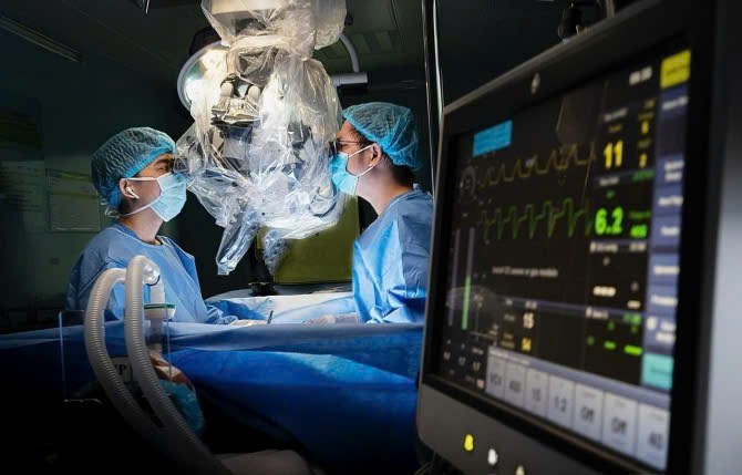 Vì sao Bệnh viện Bình Dân là biểu tượng ngoại khoa phía nam 70 năm qua?- Ảnh 1. Vì sao Bệnh viện Bình Dân là biểu tượng ngoại khoa phía nam 70 năm qua?- Ảnh 1.