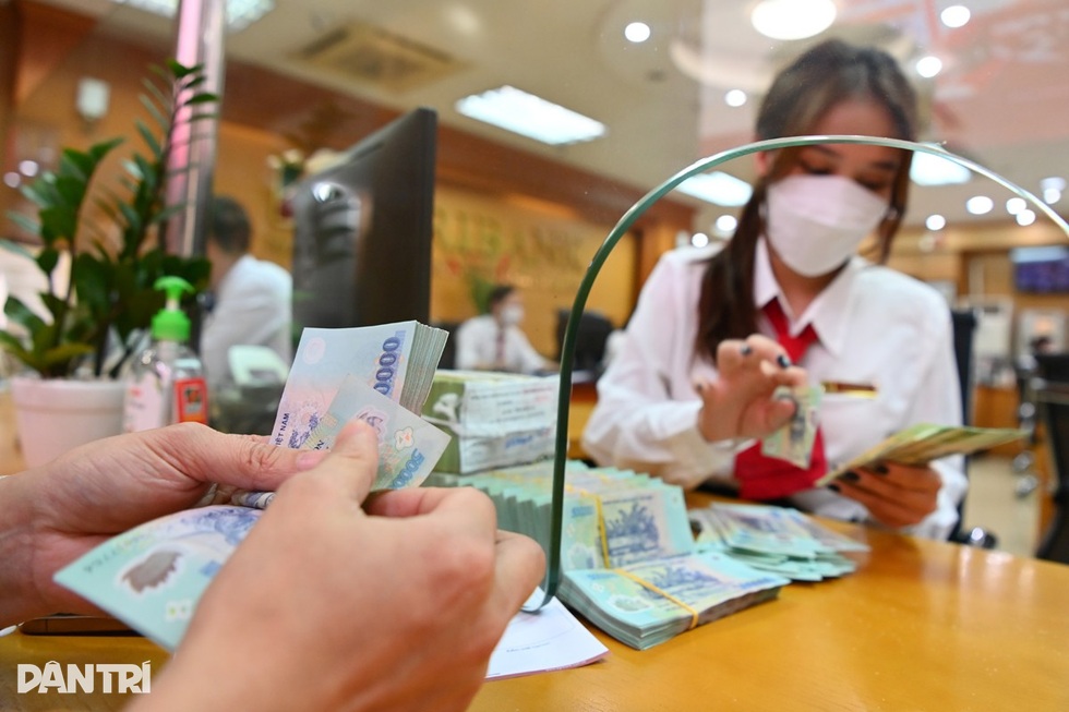 Vì sao lãi vay mua nhà vọt lên 15%/năm, cao bất ngờ tại nhóm Big 4? - 1