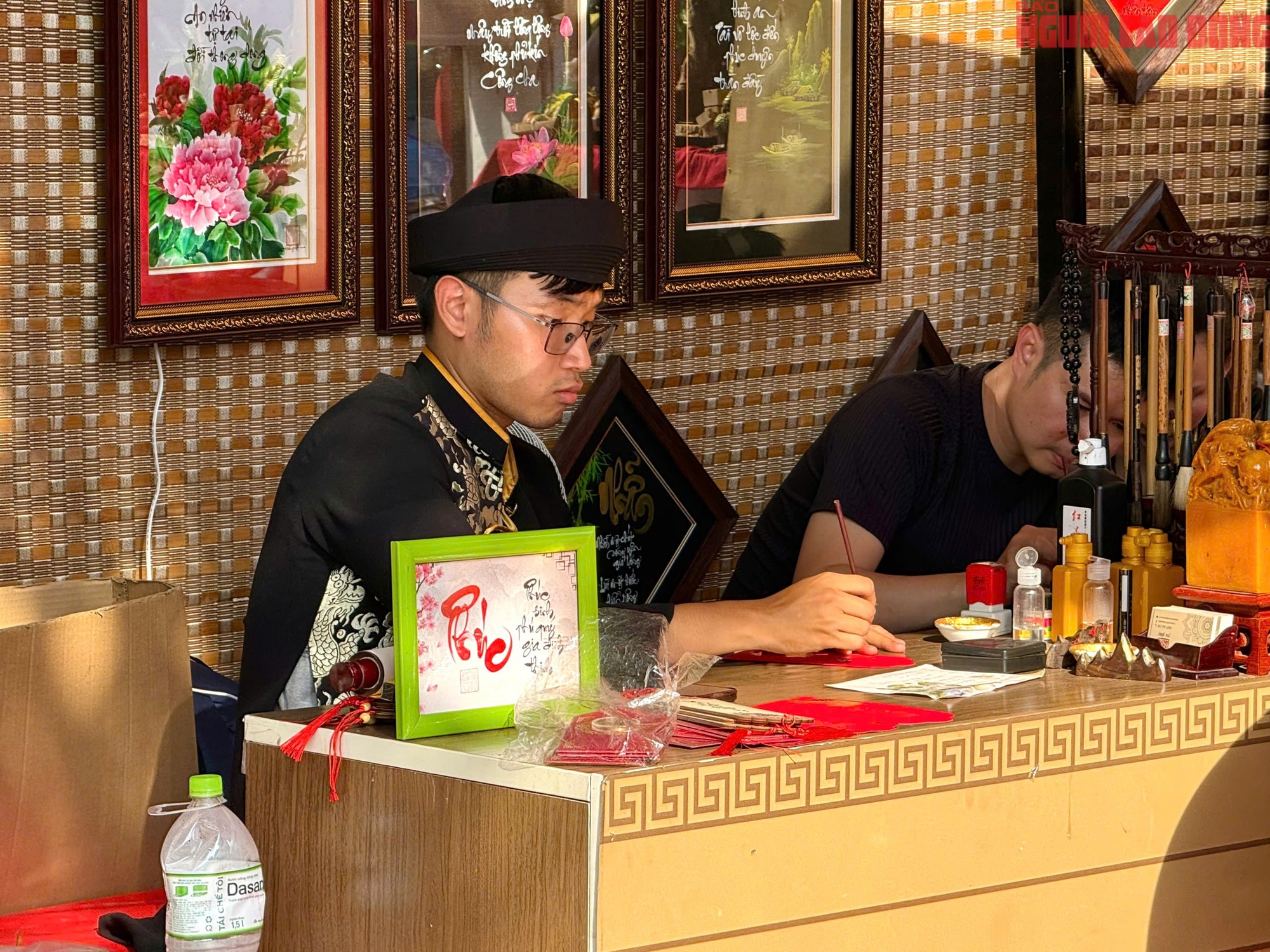 ÔNG ĐỒ TRẺ: KHI TRUYỀN THỐNG ĐƯỢC VIẾT TIẾP BẰNG ĐAM MÊ - Ảnh 1.