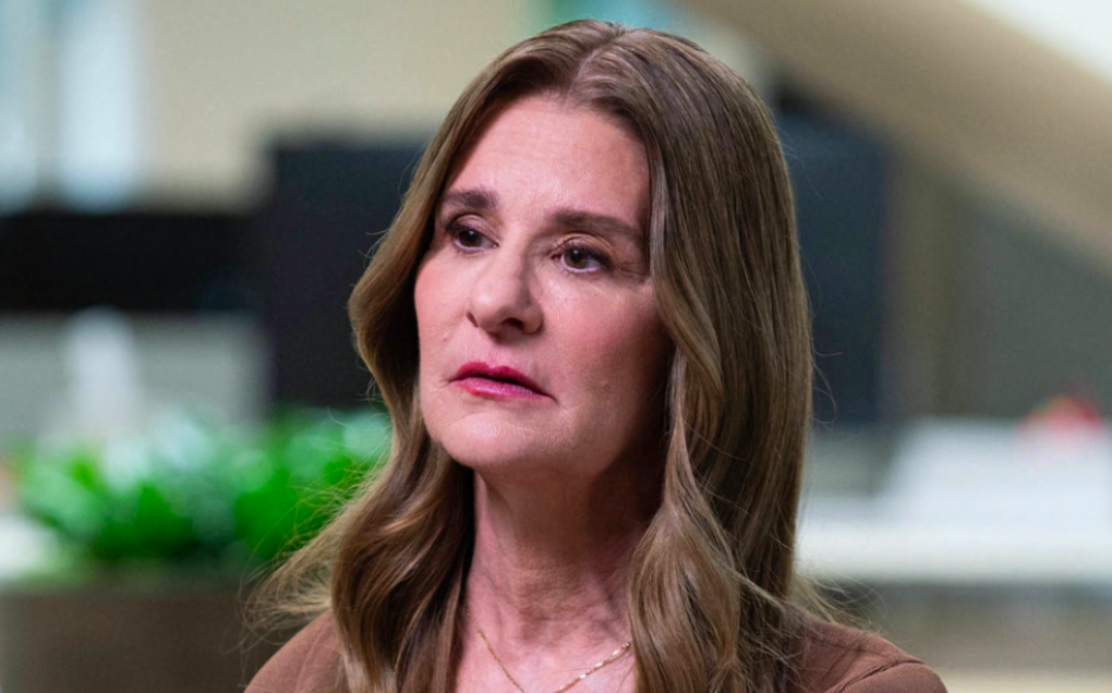 Vợ cũ của tỷ phú Bill Gates thừa nhận “đã có một cuộc hôn nhân đau đớn” - 1