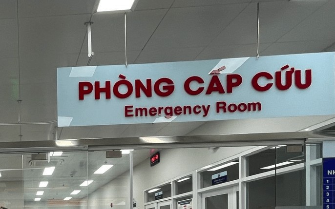 Vụ cô gái tử vong nghi do truyền trắng da tại nhà: Thông tin mới nhất 1 Bệnh nhân được đưa đến viện trong tình trạng ngưng tim, ngưng thở. (Ảnh minh hoạ)