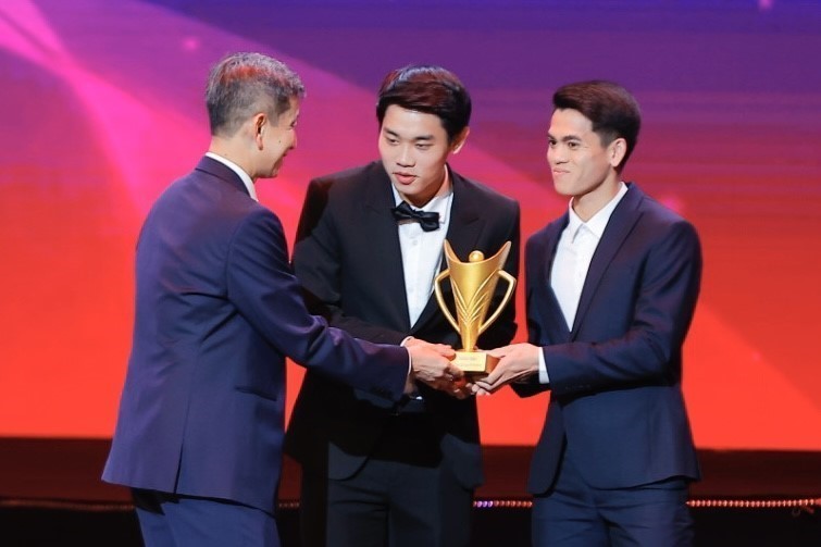 'Vua phá lưới' U.23 châu Á Đình Bắc trước cơ hội nâng cao giá trị thương hiệu- Ảnh 2. 'Vua phá lưới' U.23 châu Á Đình Bắc trước cơ hội nâng cao giá trị thương hiệu- Ảnh 2.