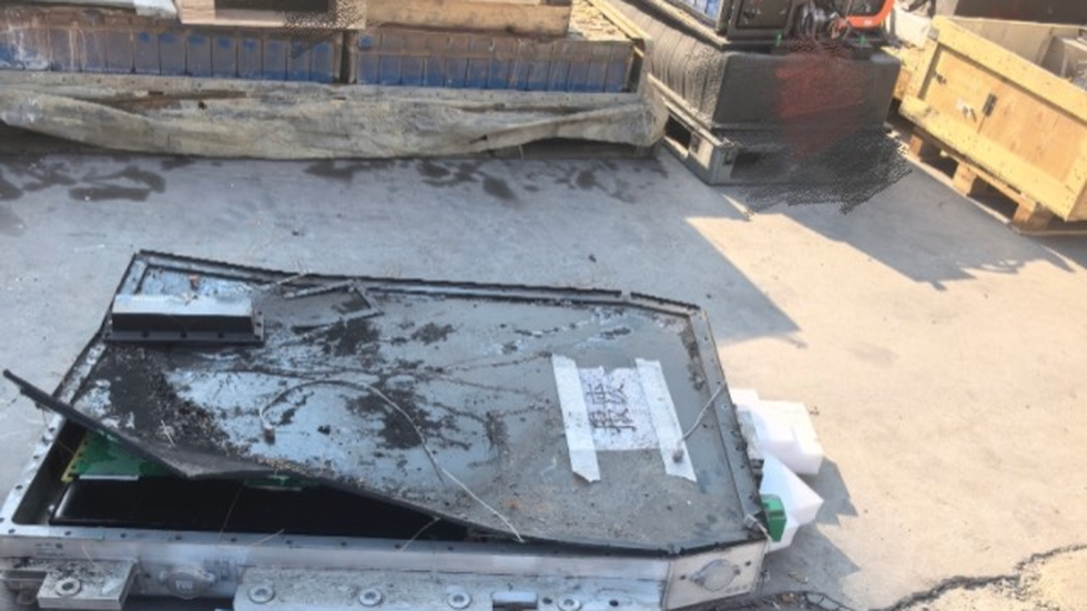 Vùng xám trong ngành xe điện Trung Quốc: Tái chế pin bất hợp pháp - 1