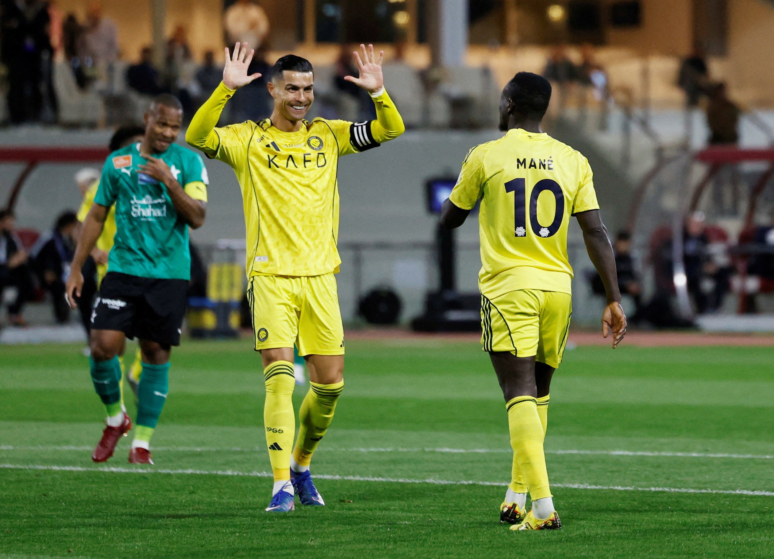 World Cup có Messi và Ronaldo, liệu Neymar phải ở nhà?- Ảnh 1.