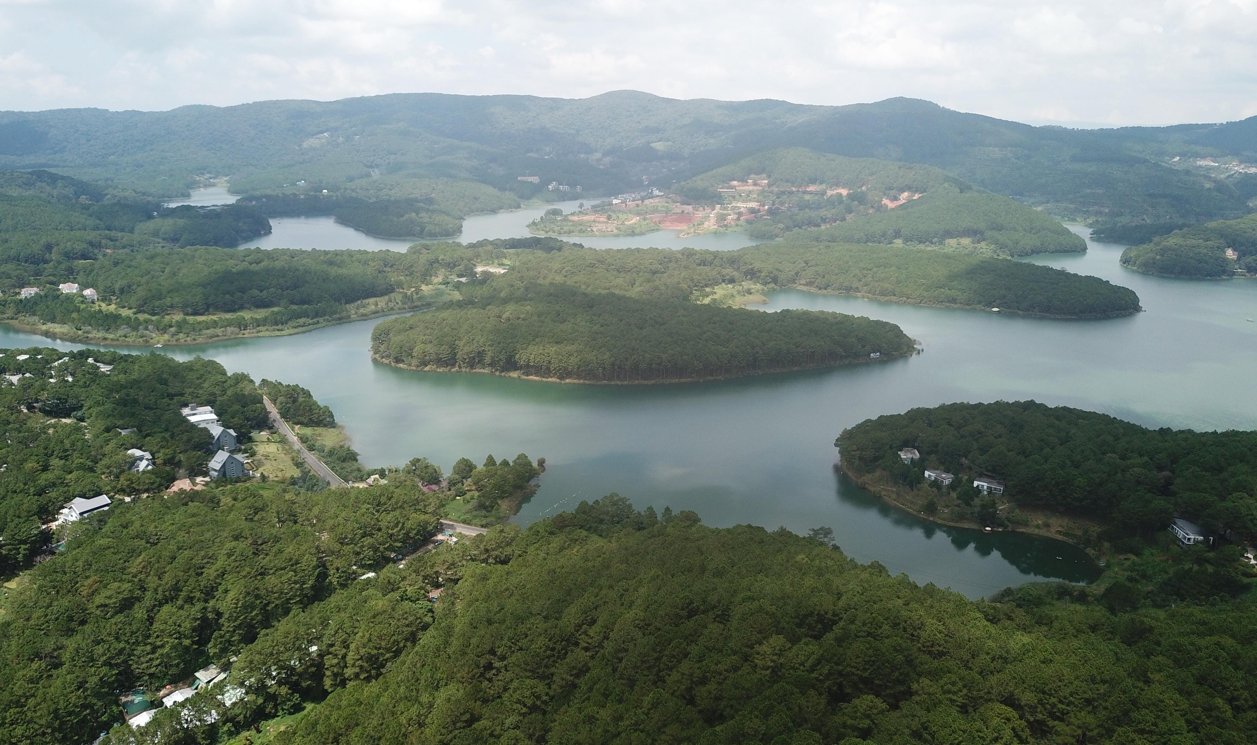 Xóa lãng phí từ hàng trăm dự án 