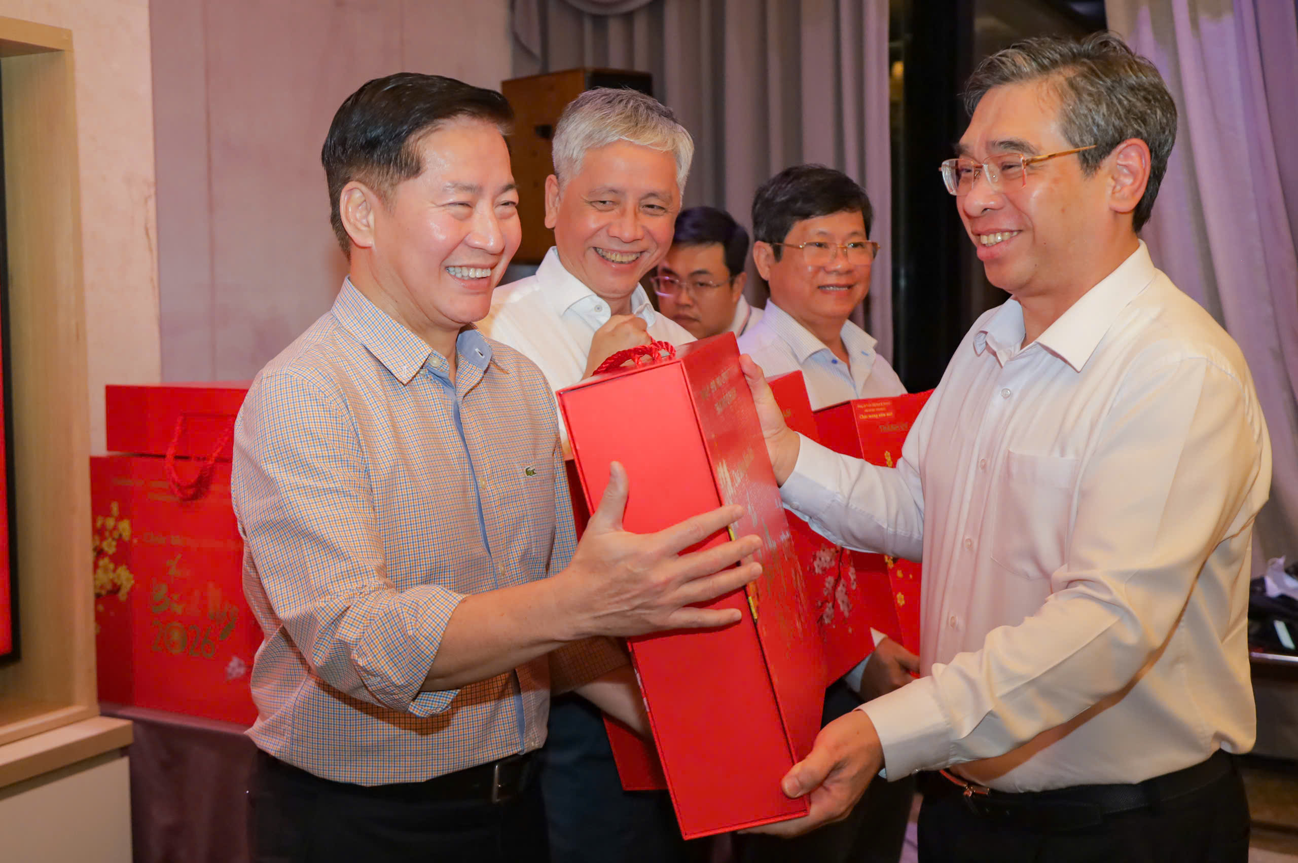 Phó Bí thư Thành ủy TPHCM Nguyễn Phước Lộc: y tế góp phần đưa TPHCM tăng hạng đô thị đáng sống - Ảnh 1.