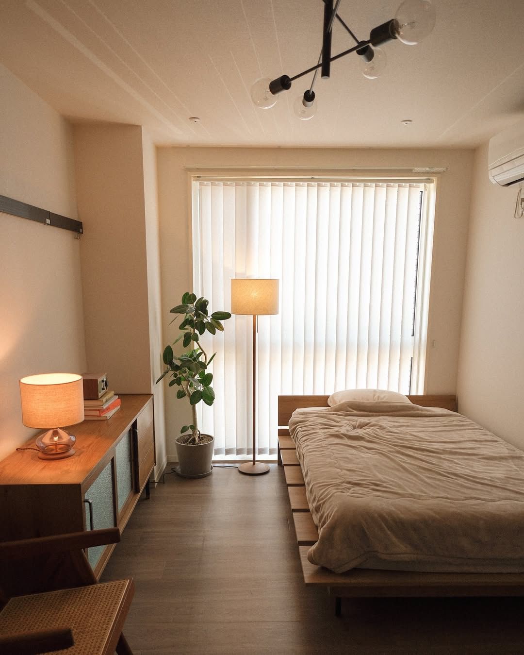 10 năm thuê nhà ở Hà Nội, từng dành hơn nửa tháng lương trả tiền nhà, tôi phát hiện ra 5 sự thật “ngược đời”- Ảnh 1.