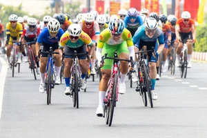 Giải Biwase Tour of Vietnam: Nguyễn Thị Thật về nhất, giành chiếc áo xanh