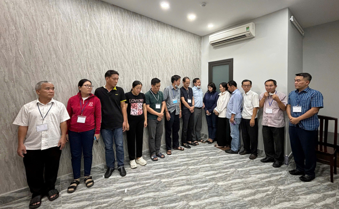 14 người thuộc 4 trung tâm bị bắt. Ảnh: Công an cung cấp