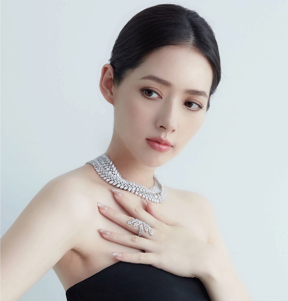 “Bông hồng lai” làm dâu hào môn, được bố mẹ chồng trao toàn bộ gia sản - 5