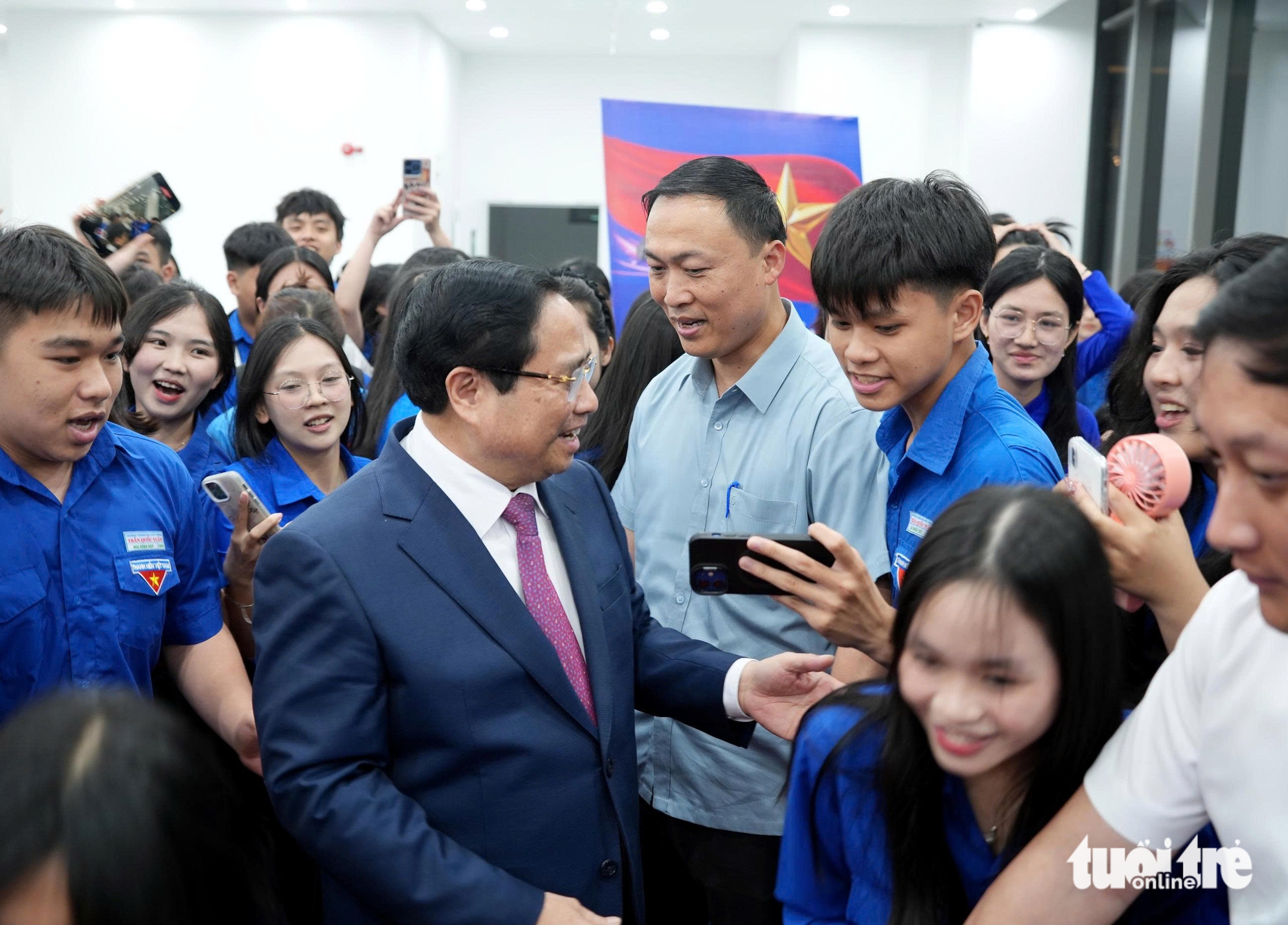 Thủ tướng - Ảnh 6.