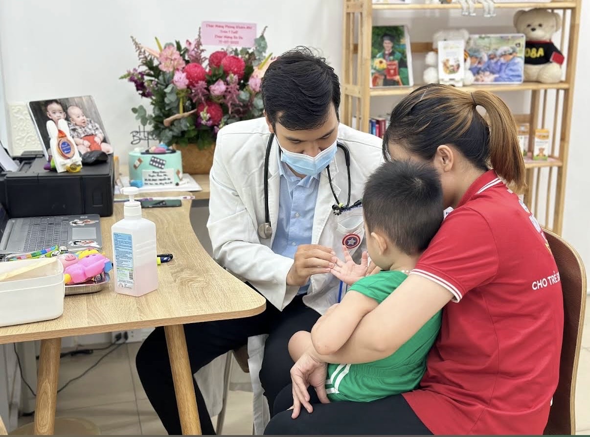 Bác sĩ gia đình kiểu mới- Ảnh 2. Bác sĩ gia đình kiểu mới- Ảnh 2.