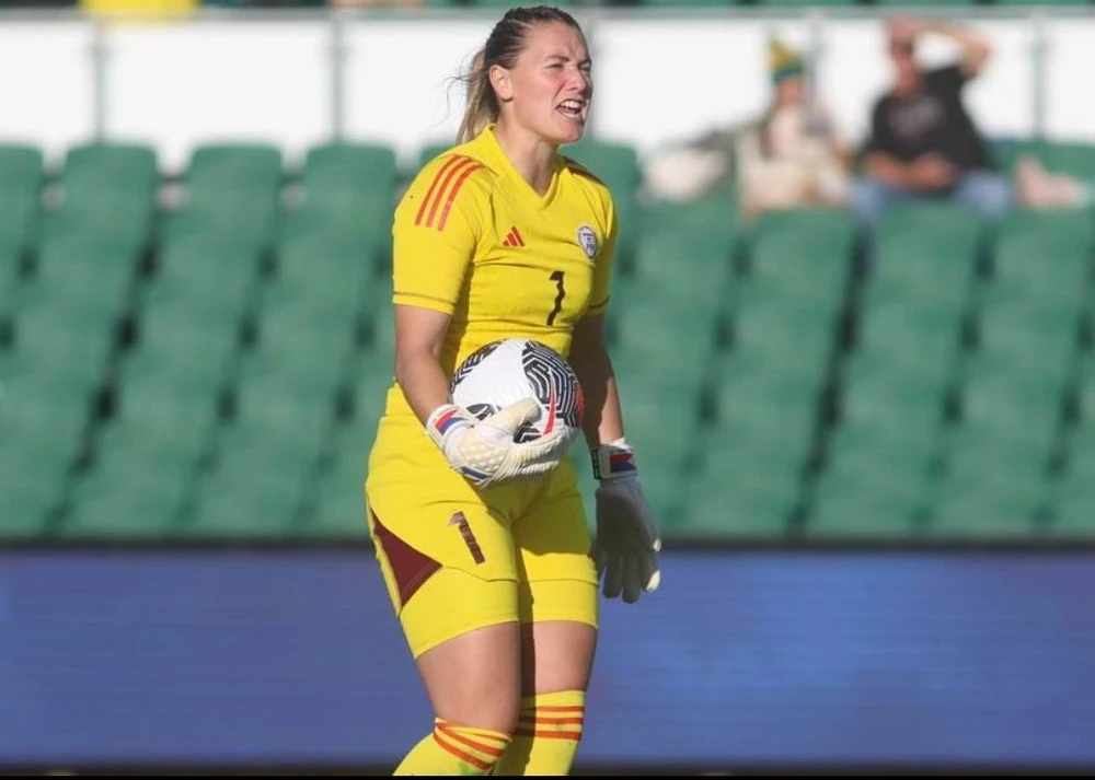 Khai-mac- Olivia.jpg