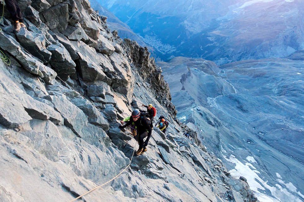 Những thiên đường du lịch đẹp mê hoặc nhưng tiềm ẩn rủi ro chết người - 4