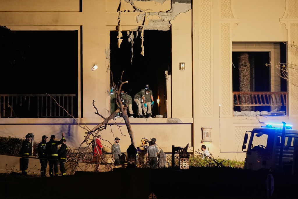 Iran tung đòn đáp trả khắp Vùng Vịnh - Ảnh 3.