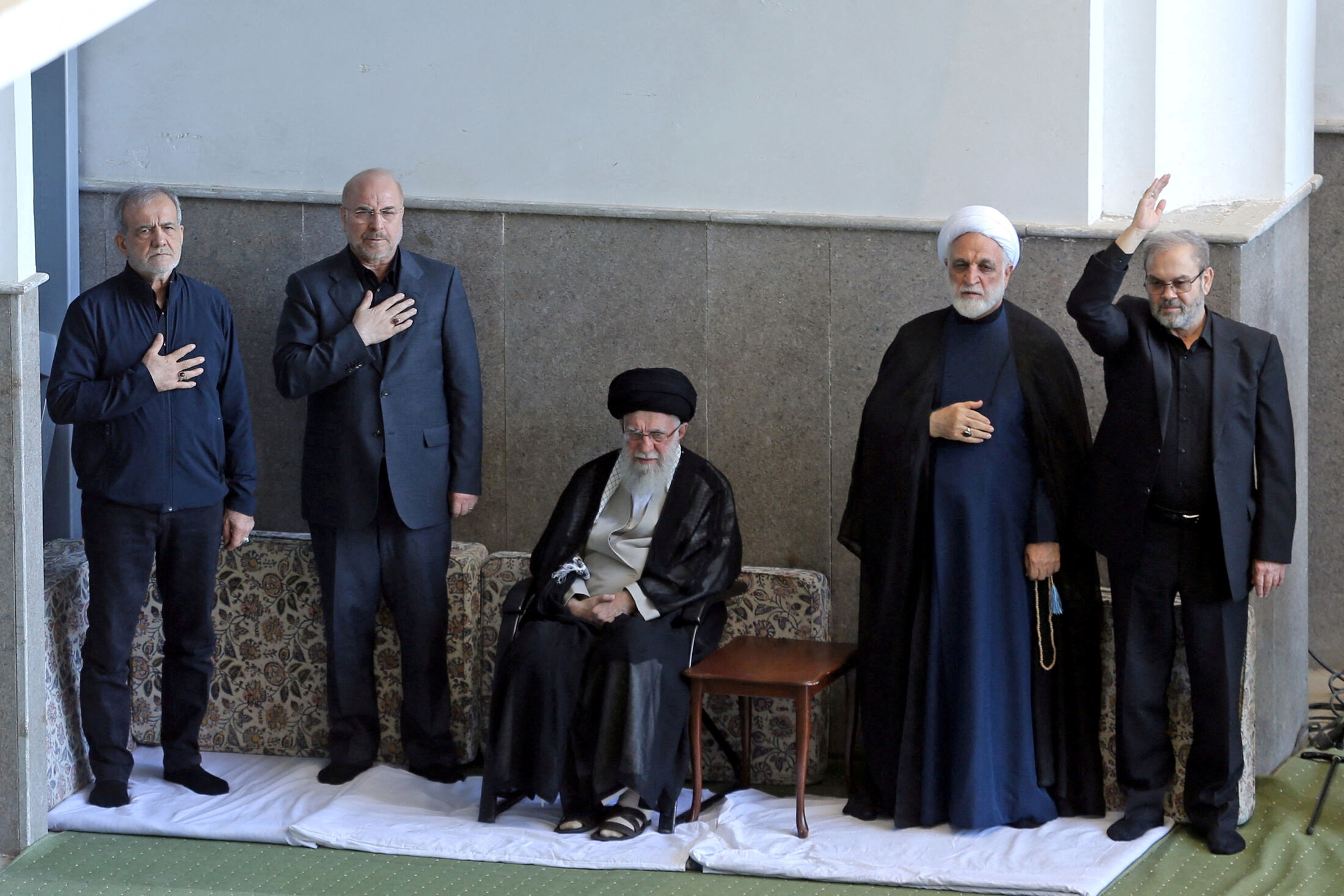 Hồ sơ quyền lực của lãnh tụ tối cao Iran Ali Khamenei và ảnh hưởng của Israel - Ảnh 7. Hồ sơ quyền lực của lãnh tụ tối cao Iran Ali Khamenei và ảnh hưởng của Israel - Ảnh 7.