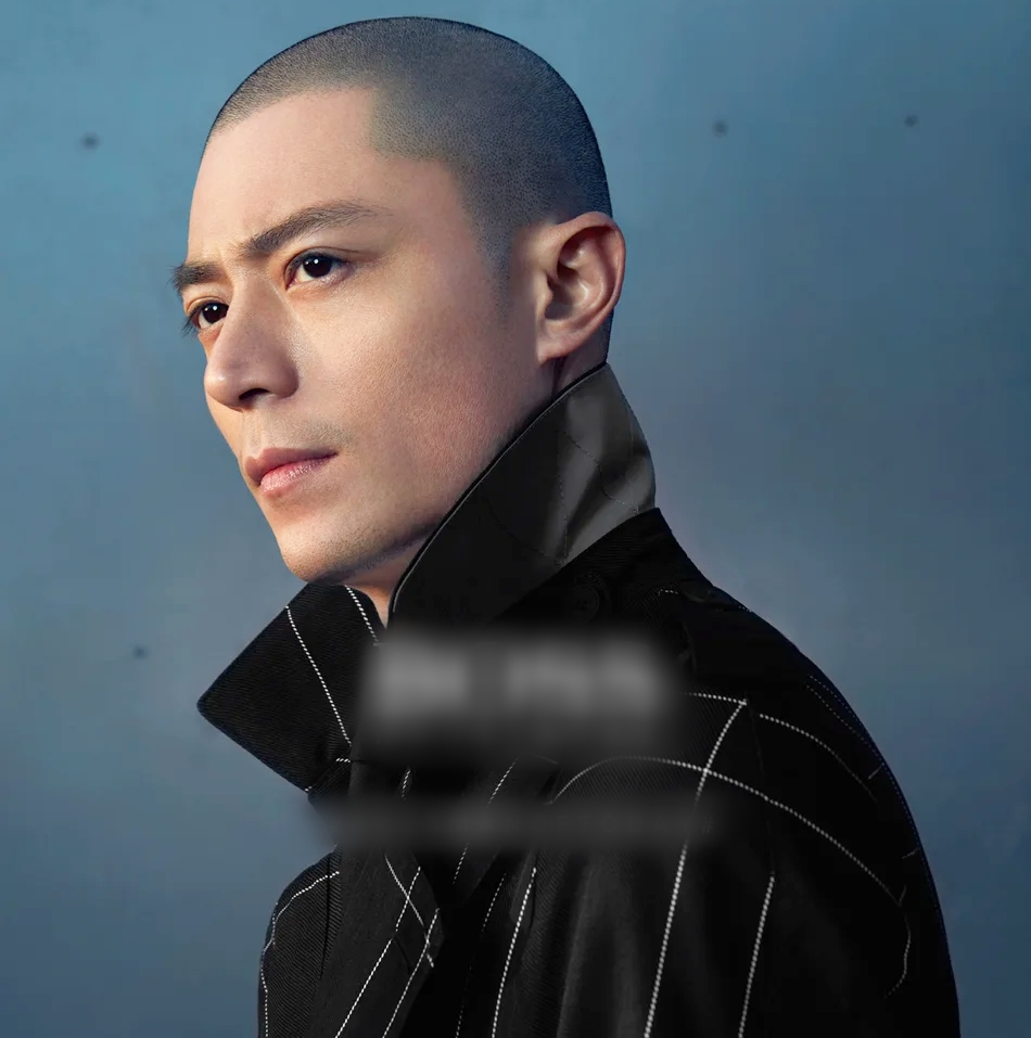 Trên đời có duy nhất 1 người cạo trọc đầu còn đẹp hơn khi có tóc, tất cả là nhờ khuôn mặt thiên tài- Ảnh 4.