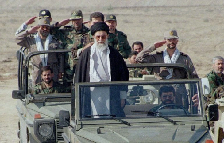 Lãnh tụ tối cao Ali Khamenei - Ảnh 4.