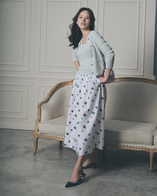 Cardigan, thiết kế áo khoác mỏng hữu dụng lúc giao mùa- Ảnh 3.