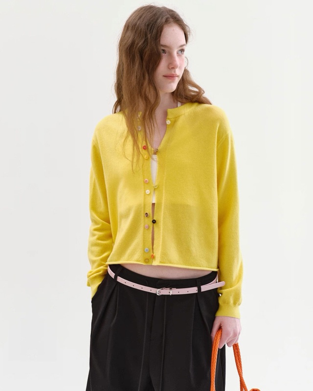 Cardigan, thiết kế áo khoác mỏng hữu dụng lúc giao mùa- Ảnh 8.