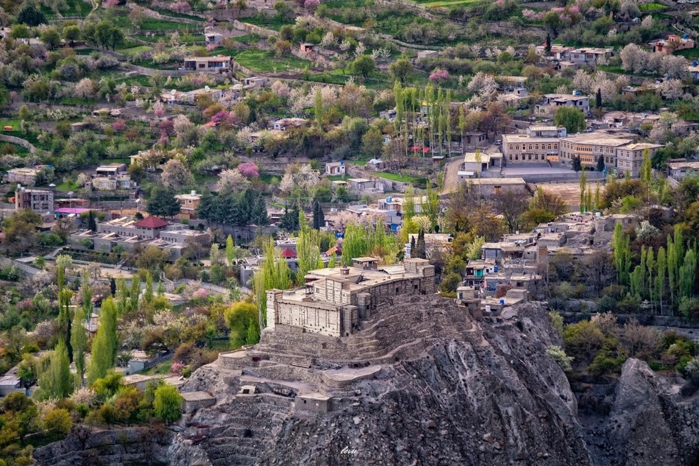 Tour Trung Đông gần 100 triệu đồng, khách Việt chấp nhận hủy lo xung đột - 3