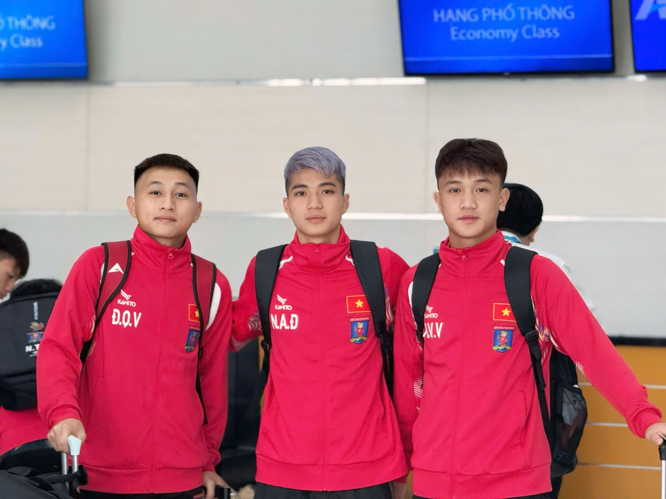 Đội bóng do cựu sao HAGL Trần Hữu Đông Triều dẫn dắt sớm đến Nha Trang- Ảnh 5. Đội bóng do cựu sao HAGL Trần Hữu Đông Triều dẫn dắt sớm đến Nha Trang- Ảnh 5.