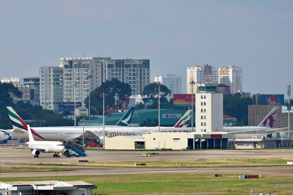 Đóng không phận Trung Đông: Khách Việt lo không thể trở lại châu Âu sau Tết - 3