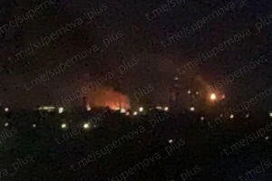 Ukraine tấn công nhà máy lọc dầu và loạt mục tiêu quân sự Nga