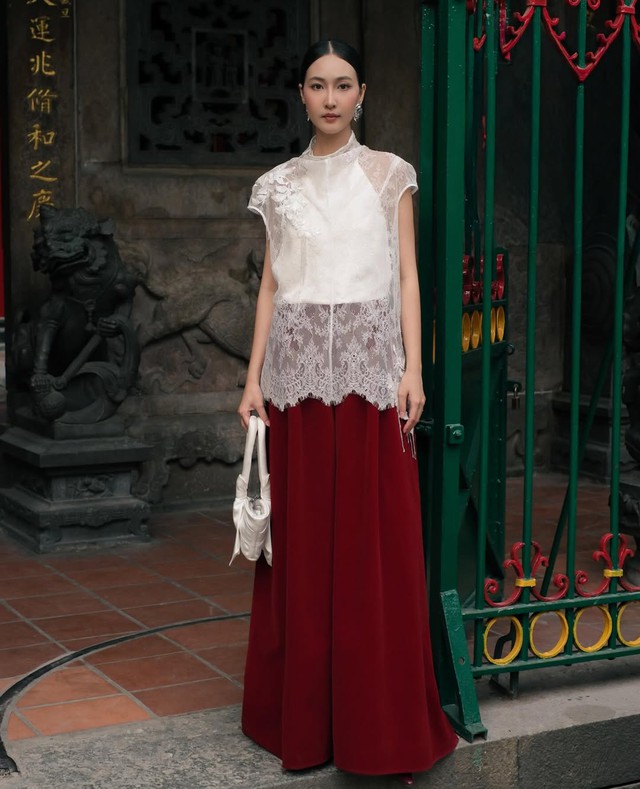 Rạng rỡ hơn cùng các thiết kế ren trong trang phục 6 Rạng rỡ hơn cùng các thiết kế ren trong trang phục - Ảnh 6.