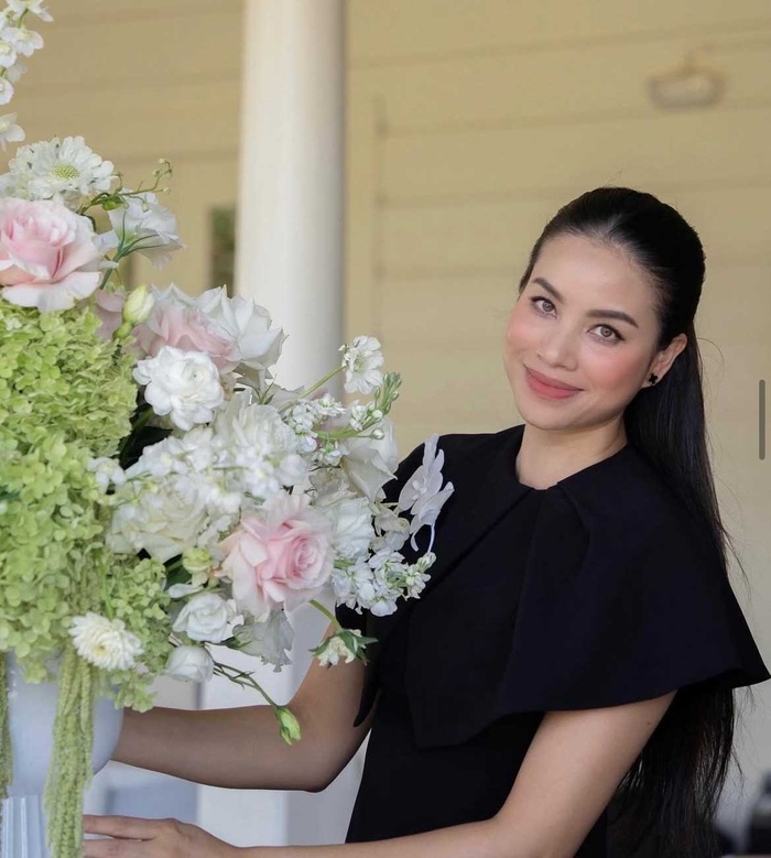 Gia đình để lộ tình trạng của Hoa hậu Phạm Hương ở Mỹ 3 Gia đình để lộ tình trạng của Hoa hậu Phạm Hương ở Mỹ