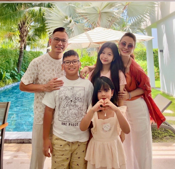 Jennifer Phạm vừa có kỳ nghỉ Tết Bính Ngọ hạnh phúc bên gia đình nhỏ.