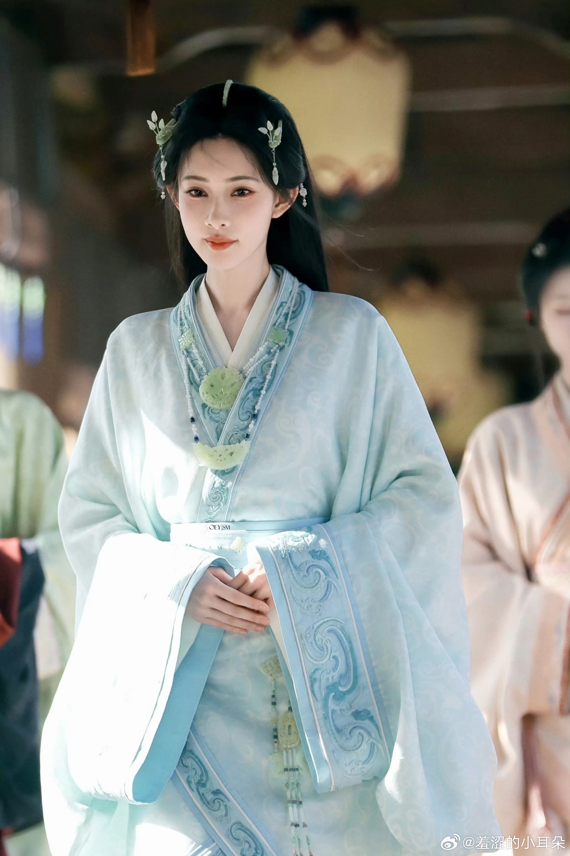 Vương gia đẹp vô địch Trung Quốc hiện tại: Nhan sắc nghiêng trời lệch đất, cao sang quyền quý ngút ngàn- Ảnh 6. Vương gia đẹp vô địch Trung Quốc hiện tại: Nhan sắc nghiêng trời lệch đất, cao sang quyền quý ngút ngàn- Ảnh 6.