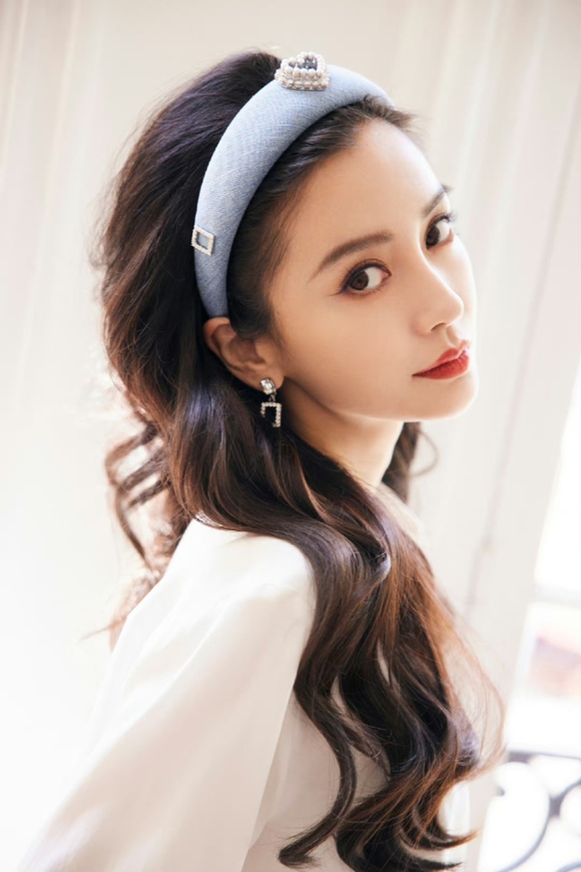 Angelababy ở tuổi 37: Nhan sắc “lão hoá ngược”, chưa vội hẹn hò - 4