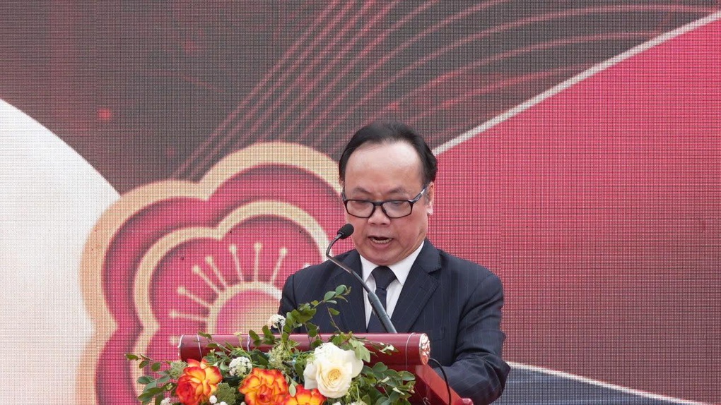 Nhạc sĩ Đỗ Hồng Quân nhớ Việt Nam quê hương tôi tại Ngày thơ Hà Nội - 2