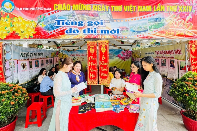 Một trại thơ của Ngày thơ Việt Nam lần thứ 24. Ảnh: Lê Sơn