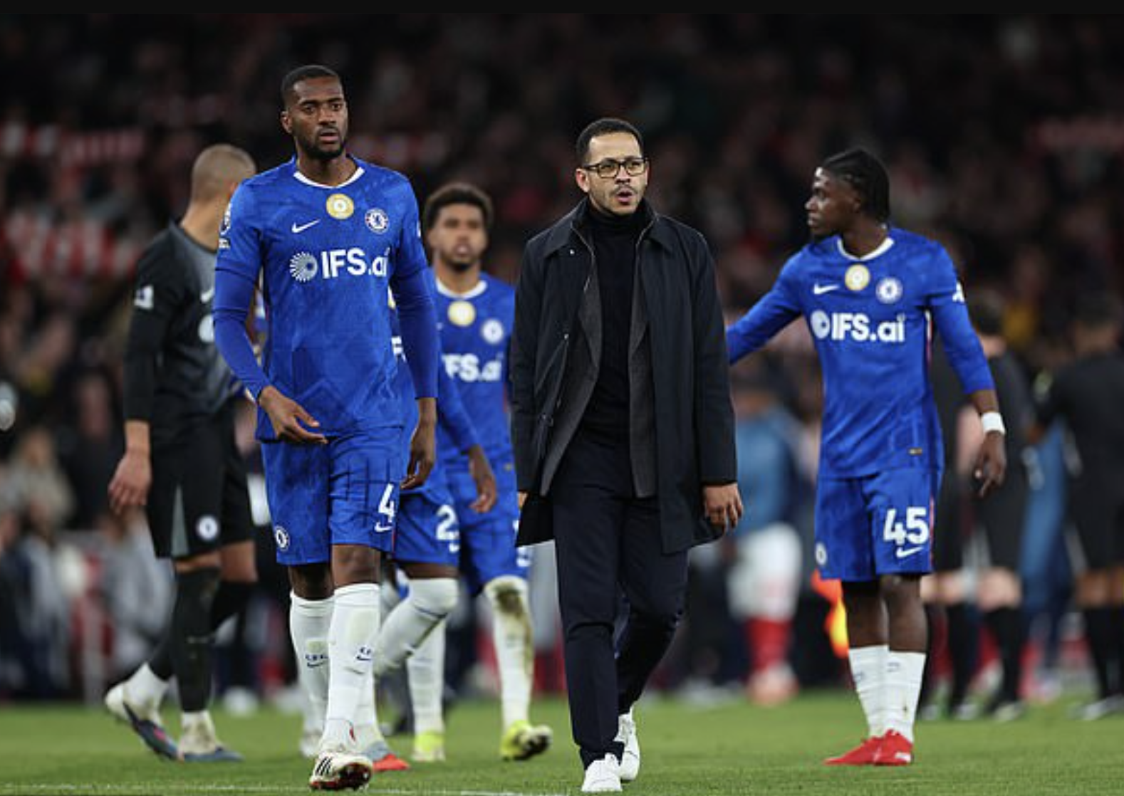 Mưa bàn thắng từ phạt góc, Arsenal đánh bại Chelsea ở derby London 7 Mưa bàn thắng từ phạt góc, Arsenal đánh bại Chelsea ở derby London - Ảnh 7.