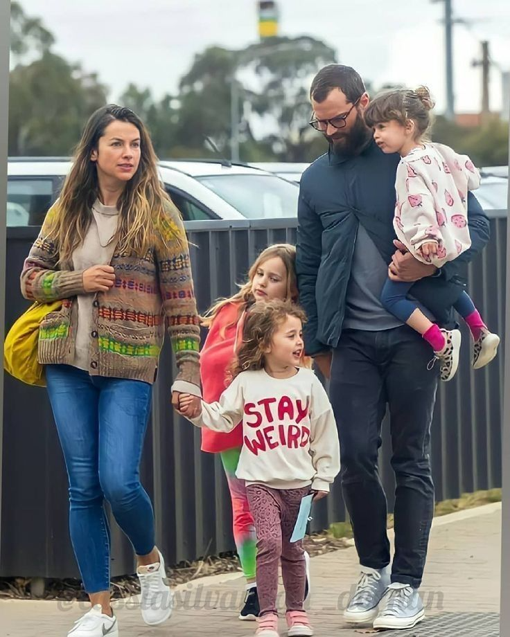 "Bỏng mắt" ngắm ảnh của Shin Min Ah và tài tử 50 Sắc Thái 11 1772408751 170 Bong mat ngam anh cua Shin Min Ah va tai