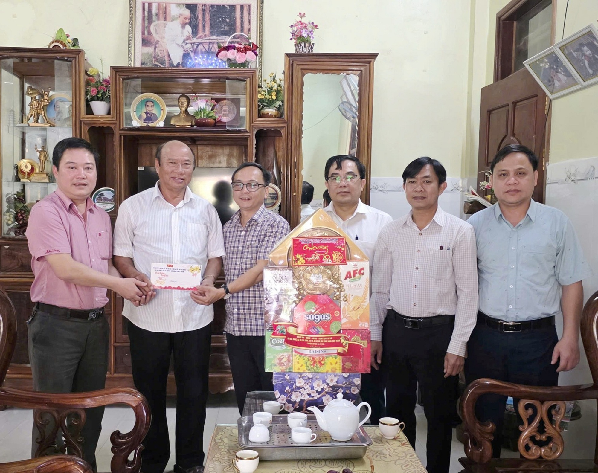 Người Hrê ở Quảng Ngãi và tình cảm với Thủ tướng Phạm Văn Đồng - Ảnh 4. Người Hrê ở Quảng Ngãi và tình cảm với Thủ tướng Phạm Văn Đồng - Ảnh 4.