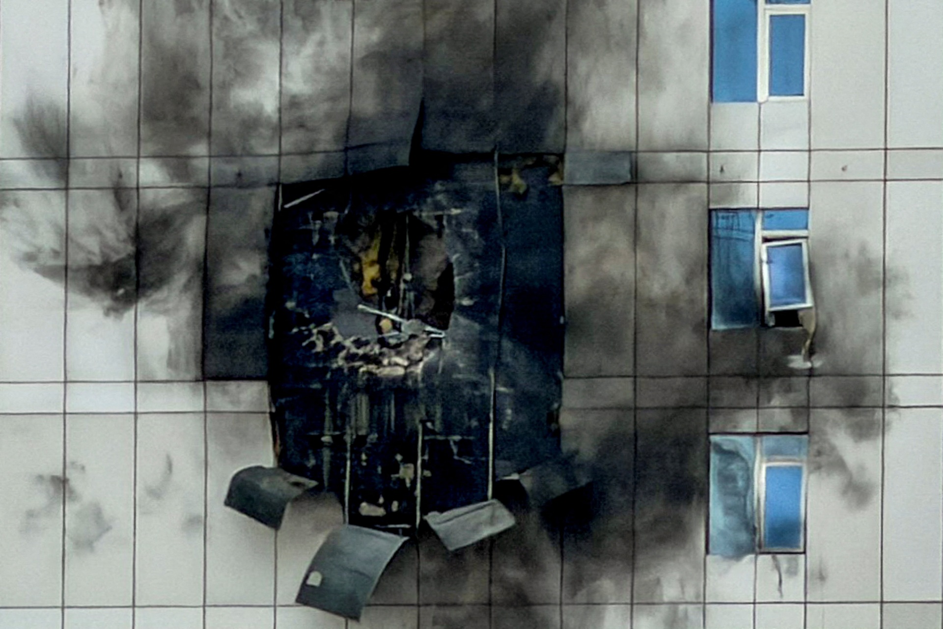 Khói lửa khắp Trung Đông khi Mỹ - Israel và Iran ăn miếng, trả miếng - 8 Khói lửa khắp Trung Đông khi Mỹ - Israel và Iran ăn miếng, trả miếng - 8