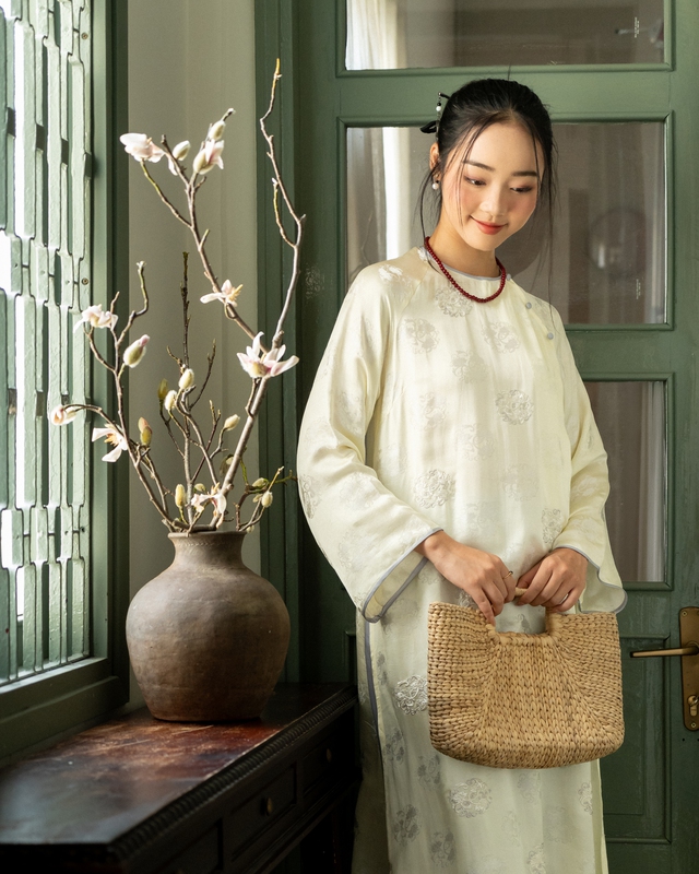 Áo dài 2026, giữ hồn Việt trên nền lụa xưa- Ảnh 6. Áo dài 2026, giữ hồn Việt trên nền lụa xưa- Ảnh 6.