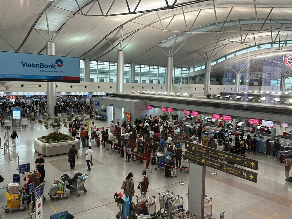 Hàng loạt chuyến bay quốc tế bị hủy do ảnh hưởng từ tình hình Trung Đông. Ảnh minh họa: THU TRINH. Hàng loạt chuyến bay quốc tế bị hủy do ảnh hưởng từ tình hình Trung Đông. Ảnh minh họa: THU TRINH.