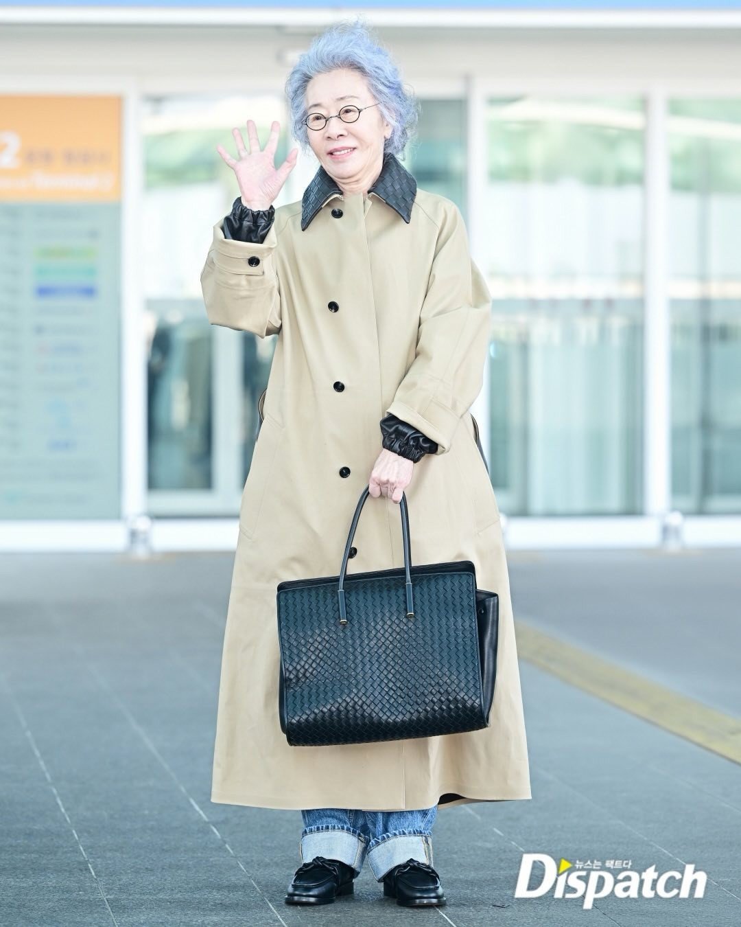 Cụ bà 79 tuổi sành điệu gây sốt, Thư Kỳ phong độ tại show Bottega Veneta 2026 - 7