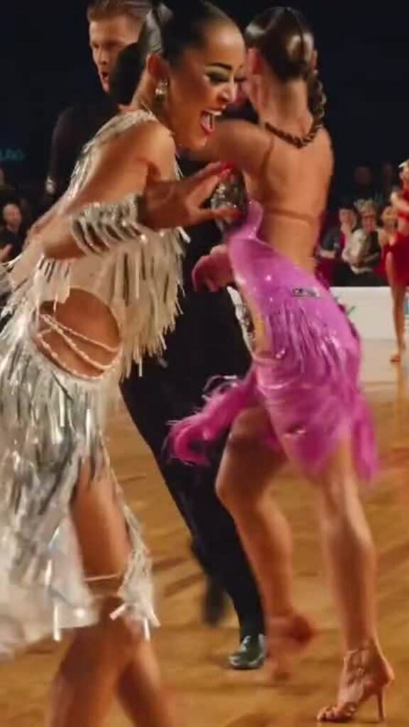 Thu Hương, Phan Hiển nhảy điệu jive