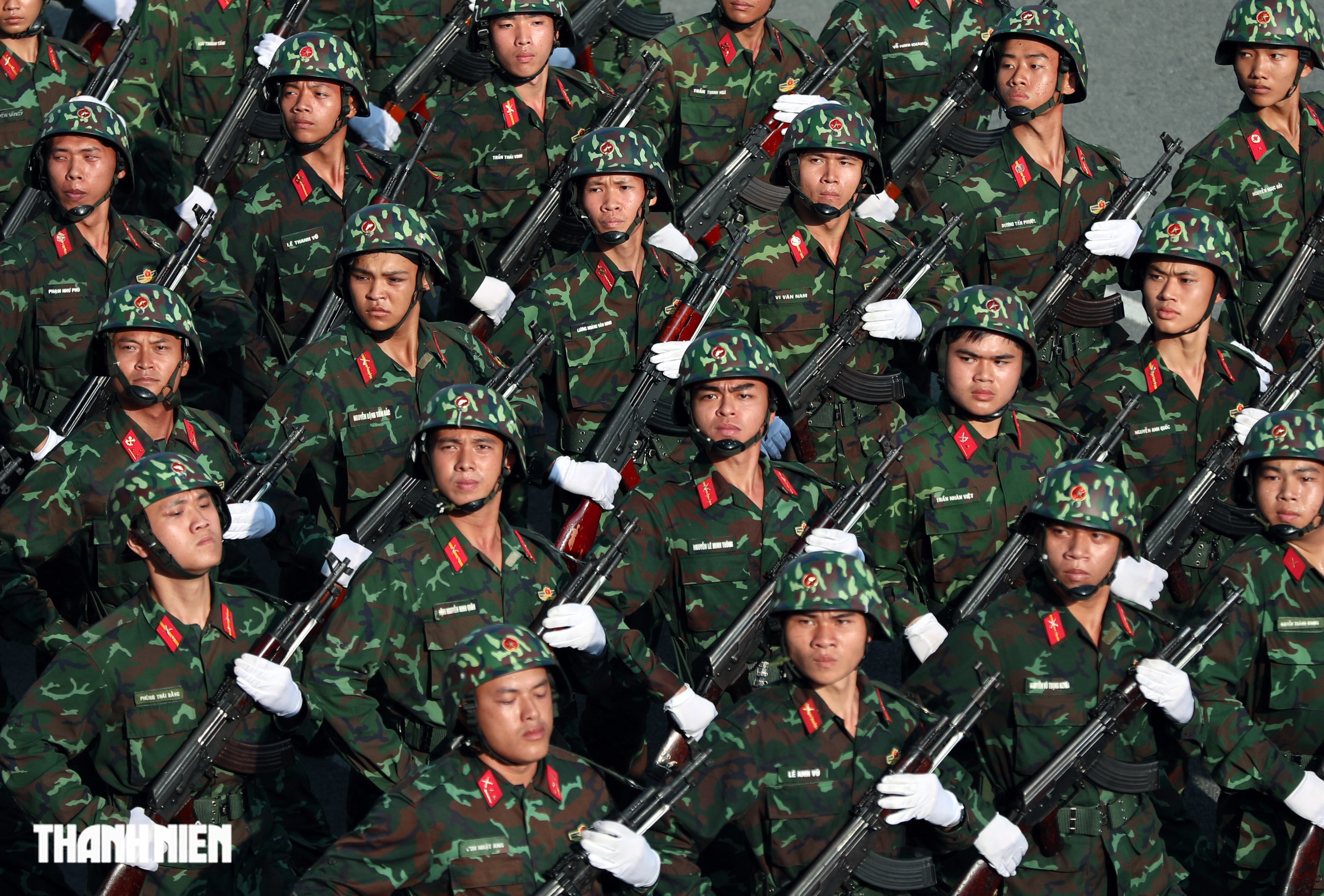 Lực lượng vũ trang TP.HCM ra quân huấn luyện năm 2026, sẵn sàng chiến đấu cao - Ảnh 9. Lực lượng vũ trang TP.HCM ra quân huấn luyện năm 2026, sẵn sàng chiến đấu cao - Ảnh 9.