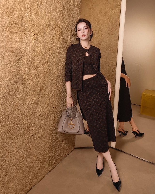 Chân váy dài trở lại, tạo luồng gió mới cho thời trang công sở- Ảnh 3.
